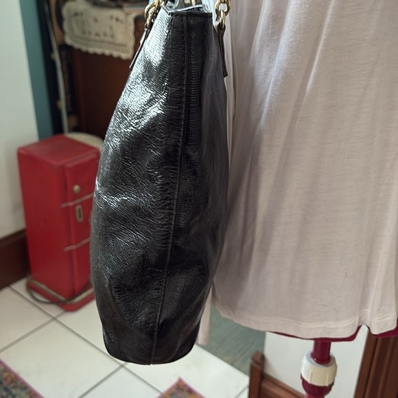 Michael Kors  shoulder bag  signature monogram leather black/Chain detail tan st - Picture 6 of 17